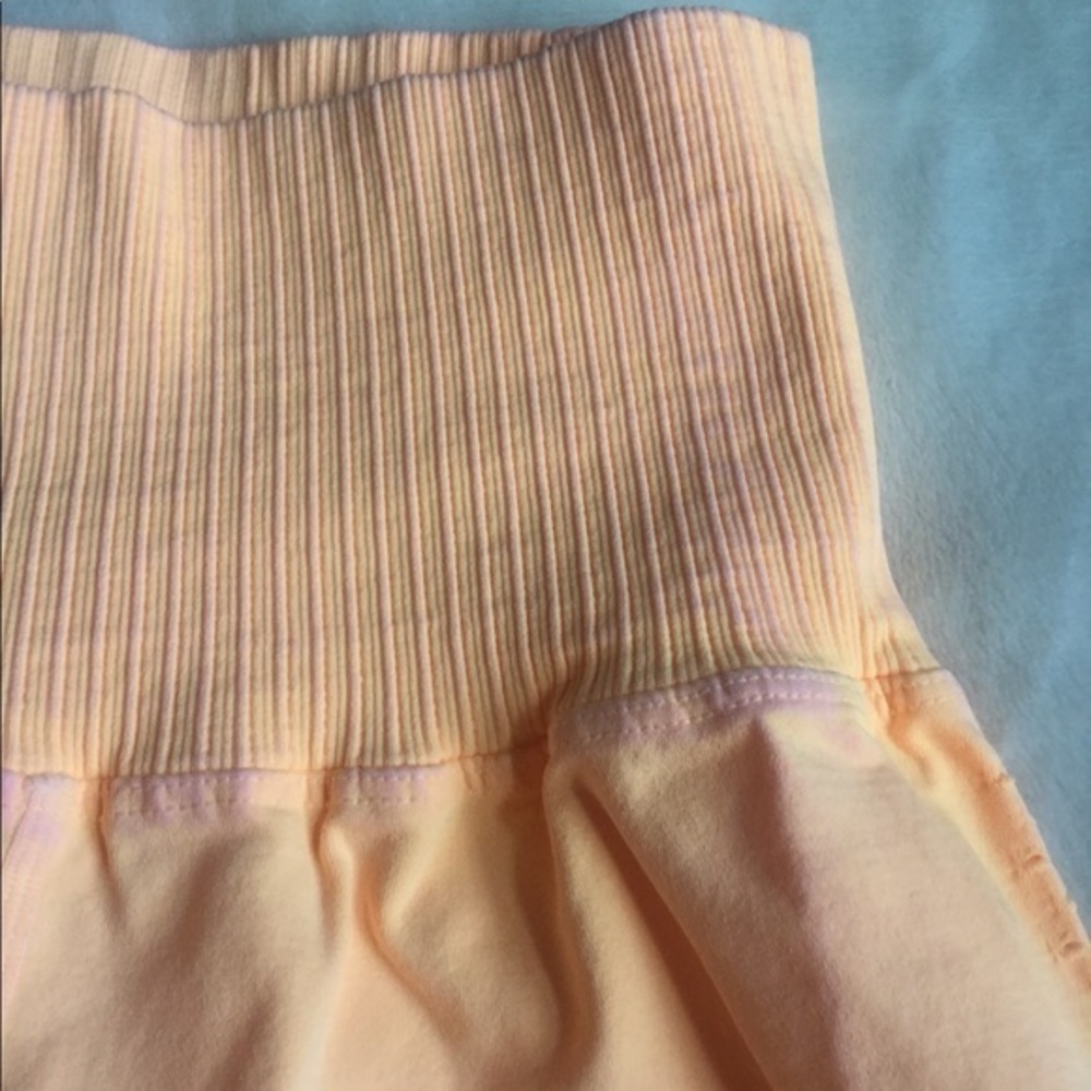 FP Movement Good Karma Bike Shorts NWOT*defect - Picture 9 of 14